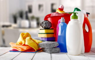 CLEANING / DISINFECTANTS